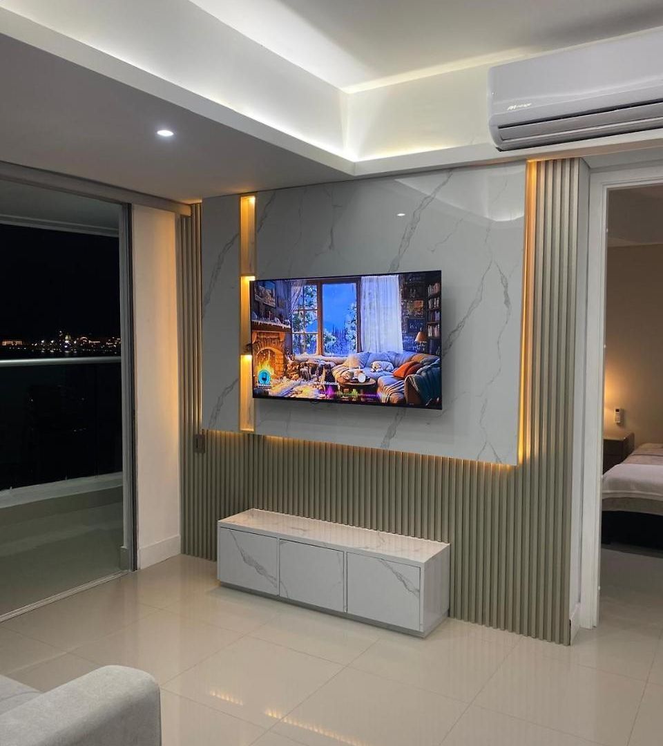 Luxury Ocean View - Bocagrande Apartment *